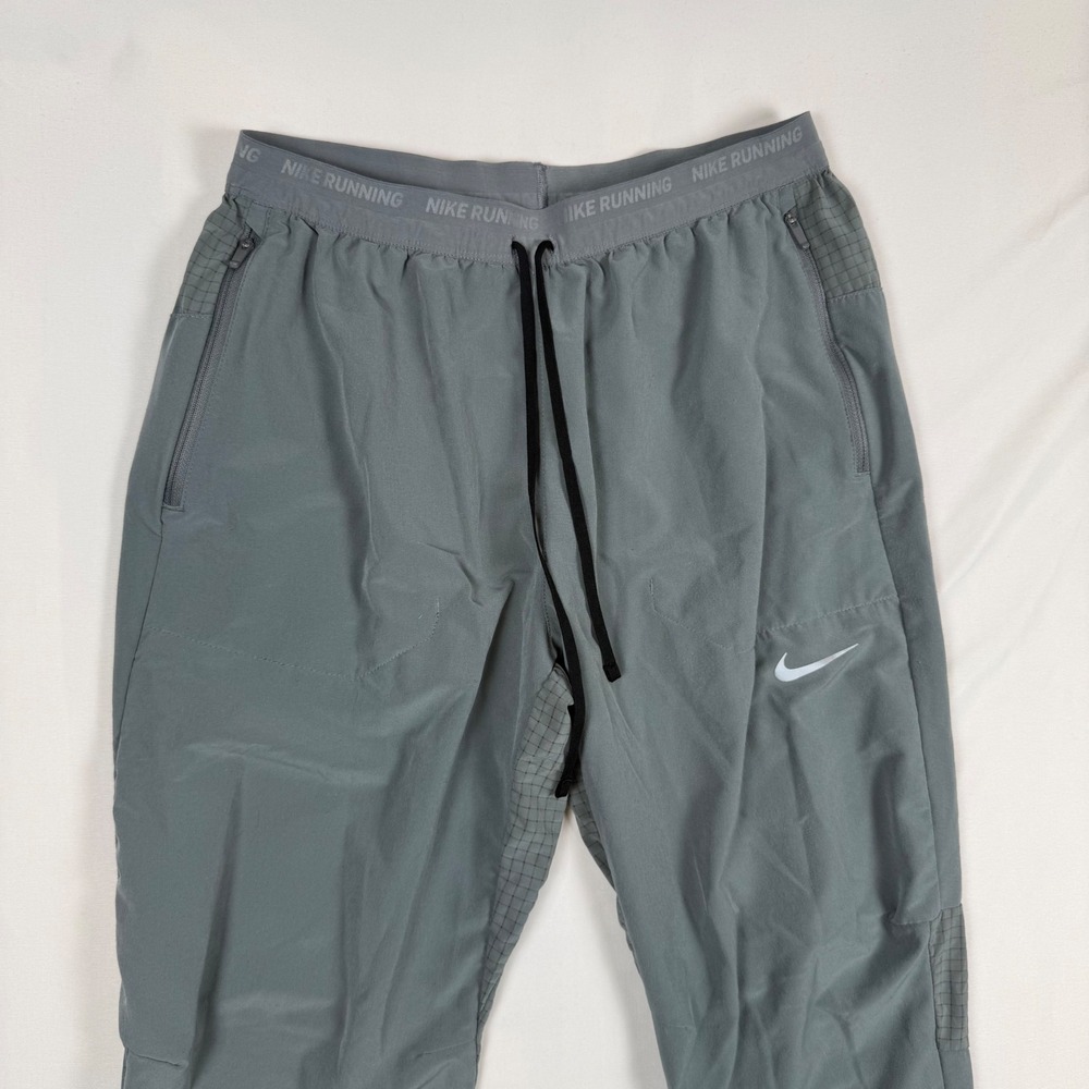 Nike Running Dri-FIT Gray Tapered Joggers Pants Mens Medium Zipper Pockets